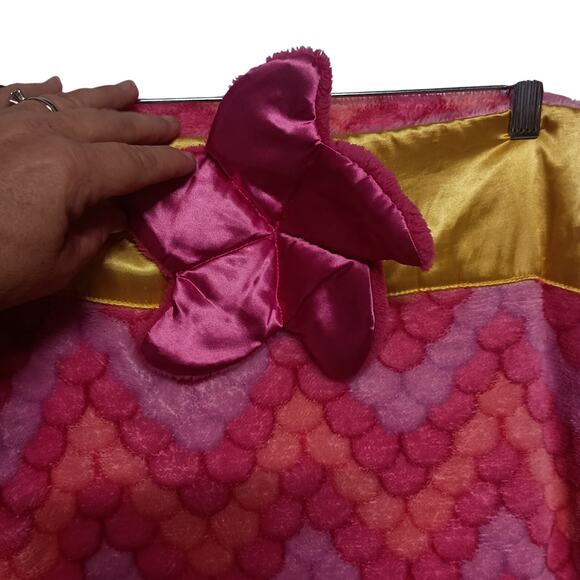 Snuggie Mermaid Tail Blanket 52" | Pink & Yellow | Cozy Lounge Throw - Picture 2 of 7